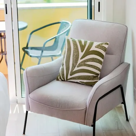 The Pine Flat With Pool @ Furadouro Ovar