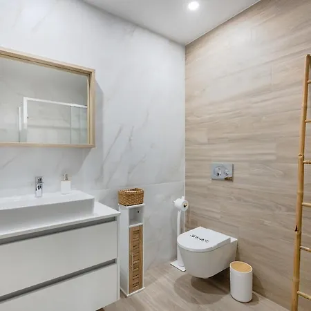 Furadouro Pine 'n' *