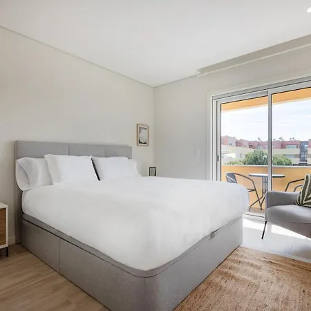 The Pine Flat With Pool @ Furadouro * Ovar