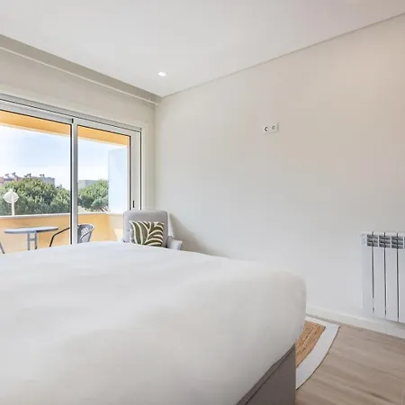 The Pine Flat With Pool @ Furadouro