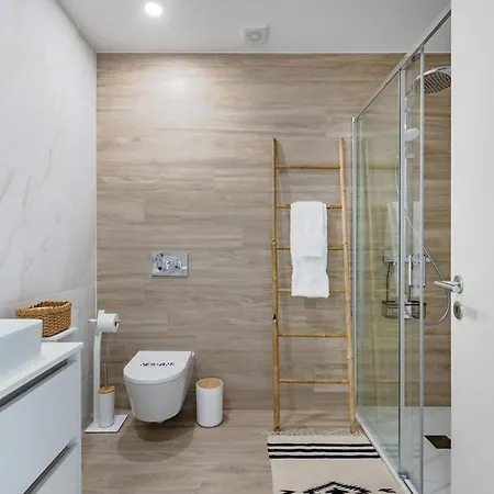 The Pine Flat With Pool @ Furadouro Apartment Ovar